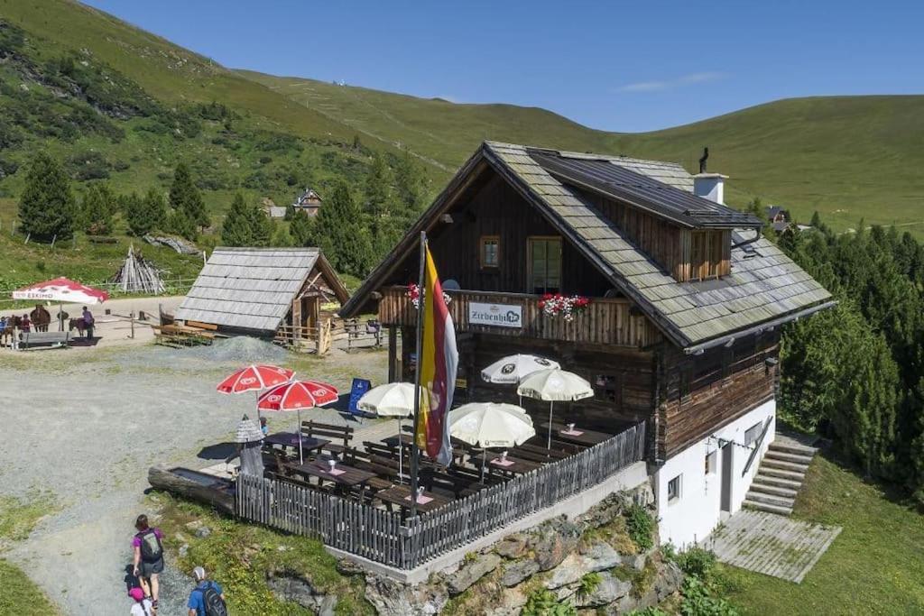 Apartmán Zirbenhutte Am Falkert Auf Der Heidi-Alm Koflach Exteriér fotografie