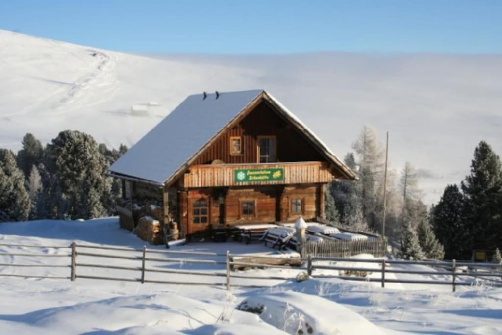 Apartmán Zirbenhutte Am Falkert Auf Der Heidi-Alm Koflach Exteriér fotografie